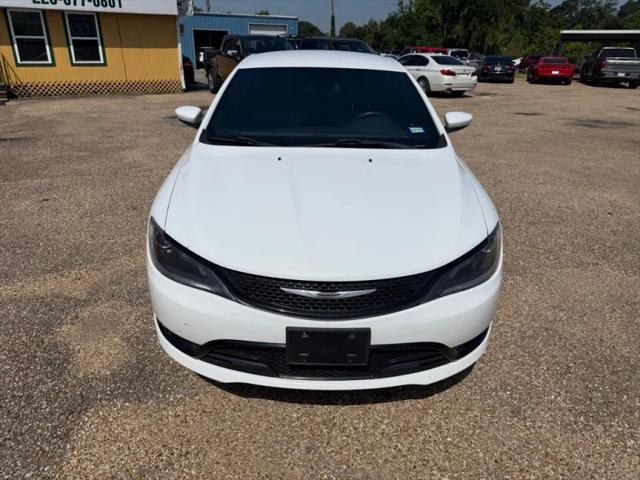2016 Chrysler 200 S