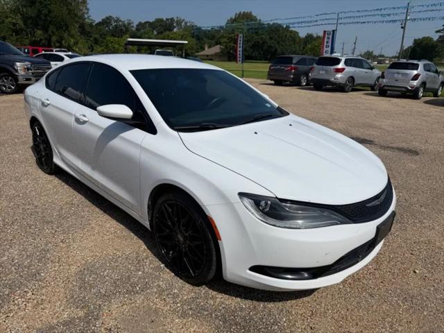 2016 Chrysler 200 S