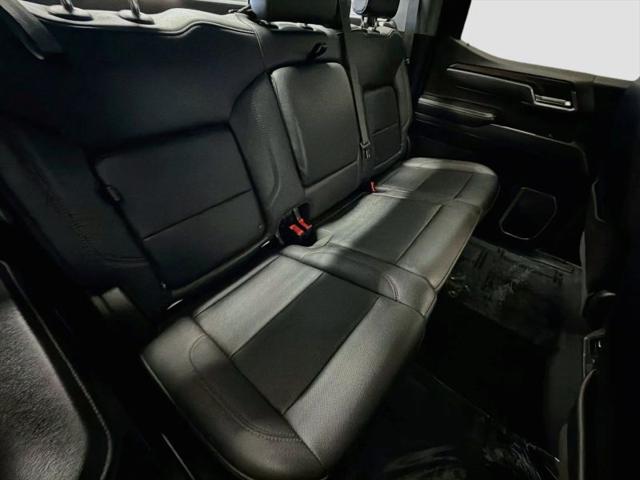 2025 GMC Sierra 1500 2WD Crew Cab Short Box SLT