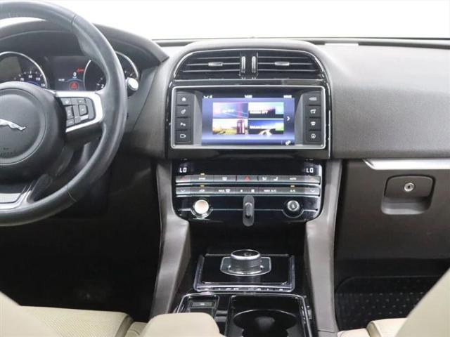 2018 Jaguar F-PACE 25t Prestige