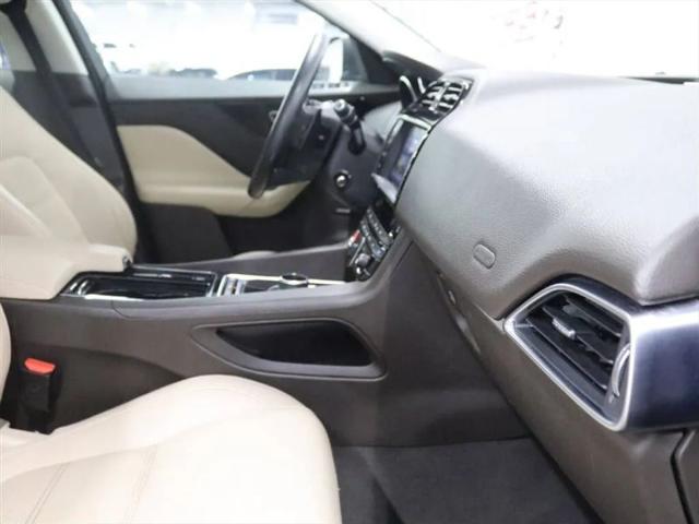 2018 Jaguar F-PACE 25t Prestige