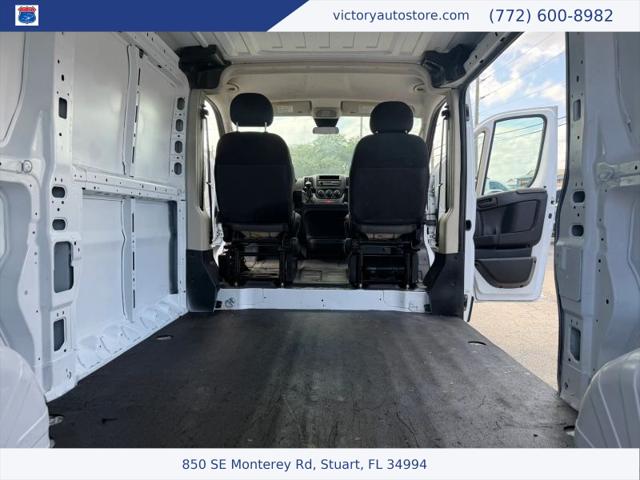 2017 Ram ProMaster Cargo Van Low Roof 136" WB