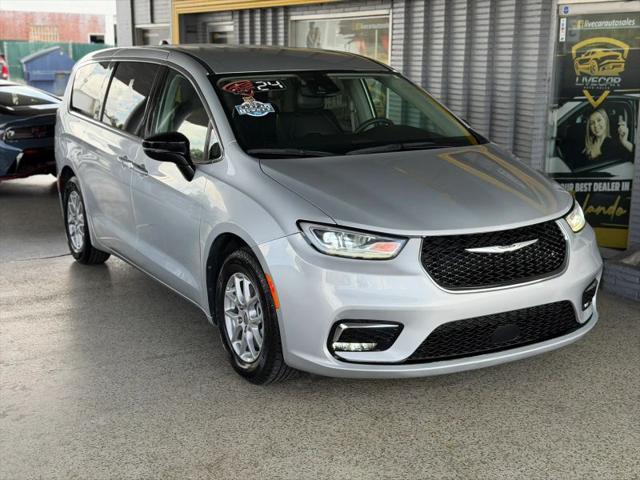 2024 Chrysler Pacifica Touring L for sale in Orlando, FL