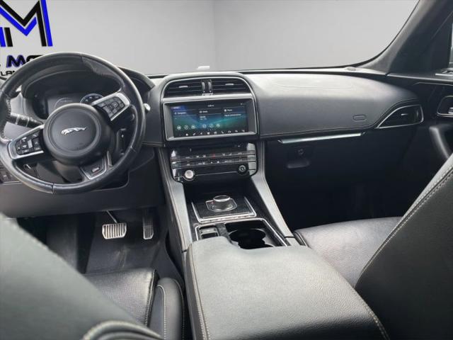 2018 Jaguar F-PACE S