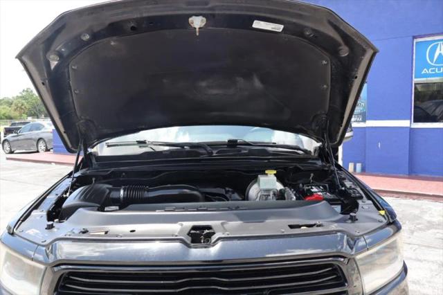 2019 Ram 1500 Big Horn/Lone Star Crew Cab 4x4 57 Box