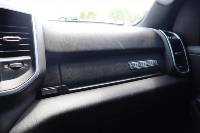2019 Ram 1500 Big Horn/Lone Star Crew Cab 4x4 57 Box