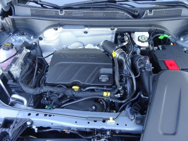 2026 Buick NV Sport Touring FWD