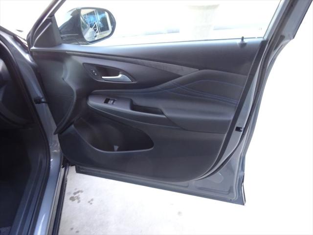 2026 Buick NV Sport Touring FWD