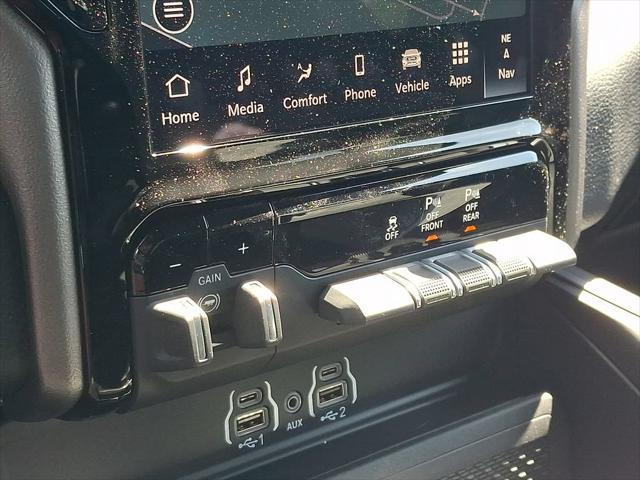 2026 Ram 1500 Big Horn Crew Cab 4x4 5'7" Box