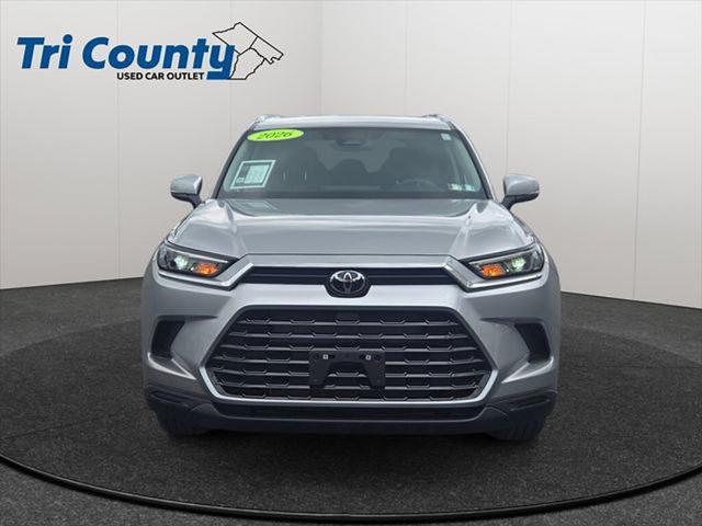 2026 Toyota Grand Highlander XLE 2026 Toyota Grand Highlander XLE