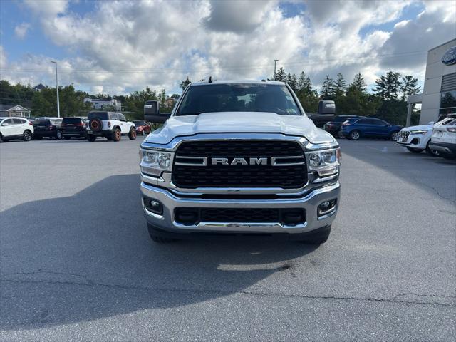 2024 RAM 2500 Big Horn Crew Cab 4x4 64 Box 2024 RAM 2500 Big Horn Crew Cab 4x4 64 Box