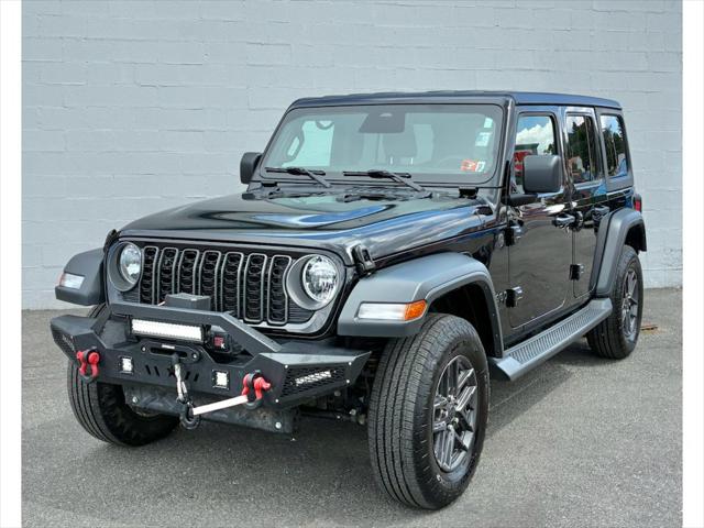 2025 Jeep Wrangler 4-Door Summit 4x4 2025 Jeep Wrangler 4-Door Summit 4x4