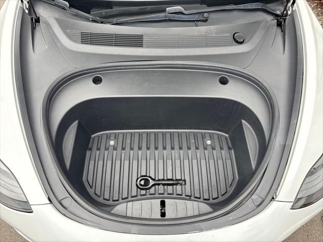2021 Tesla Model 3 Standard Range Plus Rear-Wheel Drive
