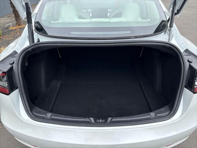 2021 Tesla Model 3 Standard Range Plus Rear-Wheel Drive