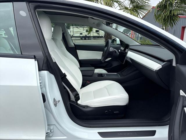 2021 Tesla Model 3 Standard Range Plus Rear-Wheel Drive