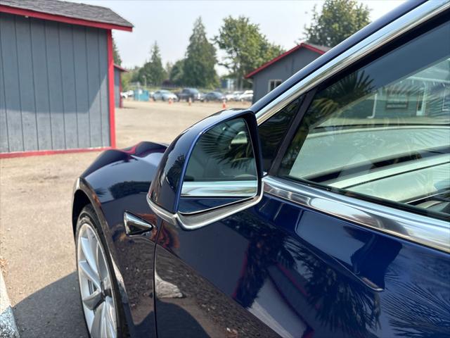 2019 Tesla Model 3 Standard Range