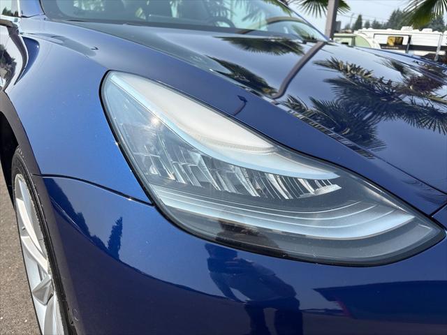 2019 Tesla Model 3 Standard Range