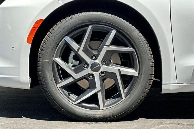 2027 Chrysler Pacifica Pinnacle