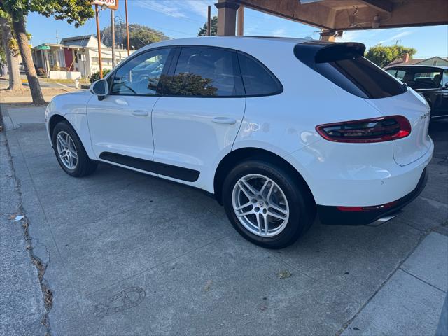 2017 Porsche Macan SPORT UTILITY 4D