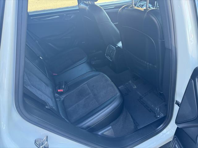2017 Porsche Macan SPORT UTILITY 4D
