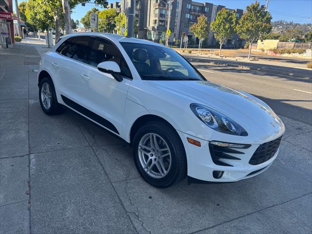 2017 Porsche Macan SPORT UTILITY 4D