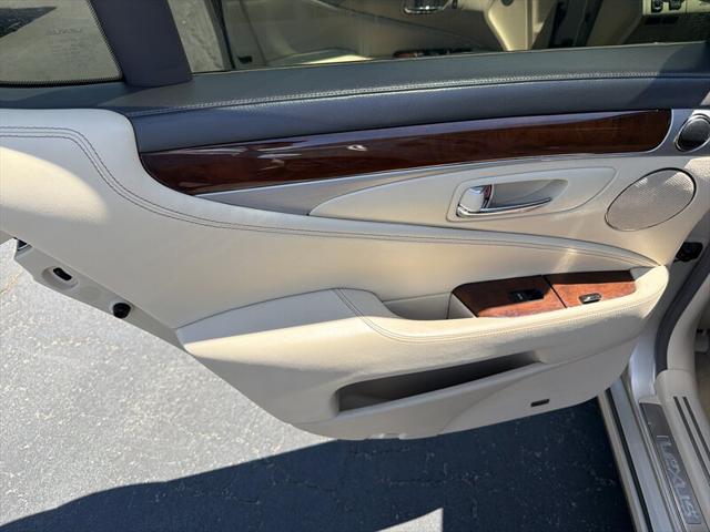 2013 Lexus LS 460 Unknown