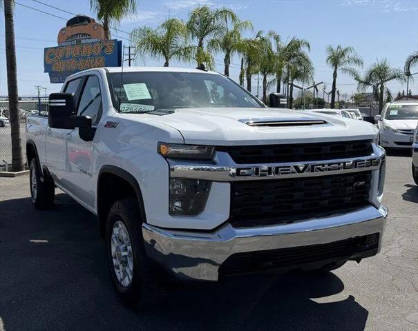 2020 Chevrolet Silverado 2500HD 4WD Crew Cab Standard Bed LT for sale in BAKERSFIELD, CA
