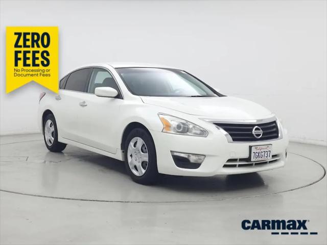 2014 Nissan Altima Sedan 4D SV I4 Average Price & Estimated Trade