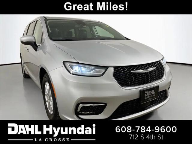 2023 Chrysler Pacifica Touring L for sale in La Crosse, WI