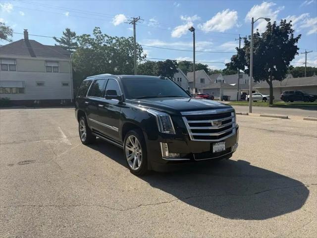 2019 Cadillac Escalade Premium Luxury for sale in Milwaukee, WI