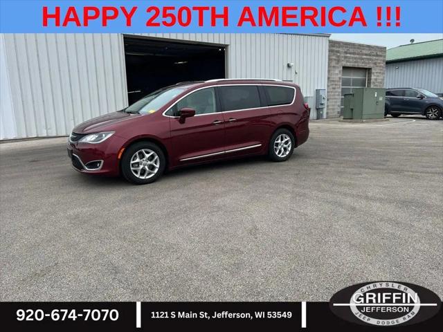 2017 Chrysler Pacifica Touring-L Plus for sale in Jefferson, WI