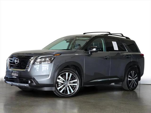 2025 Nissan Pathfinder Platinum 4WD for sale in Lynnwood, WA