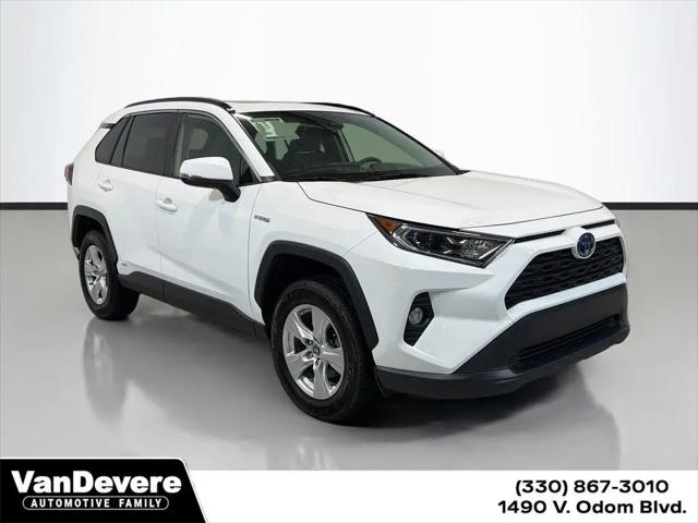 2021 Toyota RAV4 Hybrid XLE for sale in Akron, OH