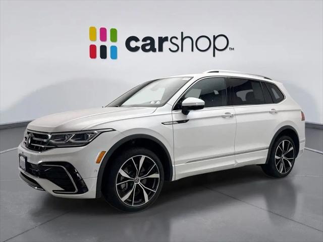 2023 Volkswagen Tiguan 2.0T SEL R-Line for sale in Chester Springs, PA
