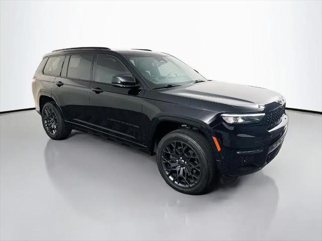 2023 Jeep Grand Cherokee L Summit Reserve 4x4 for sale in Shiloh, IL