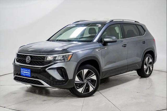 2023 Volkswagen Taos 1.5T SE for sale in Minneapolis, MN
