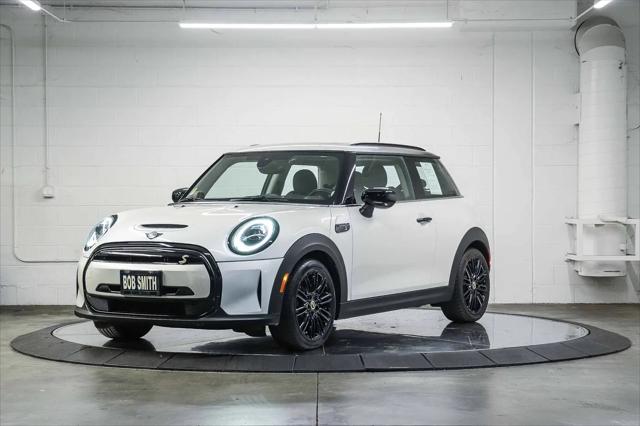 2024 MINI SE Hardtop Cooper