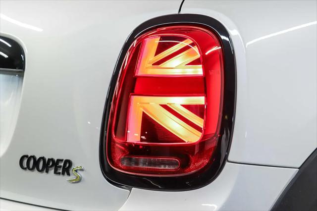 2024 MINI SE Hardtop Cooper