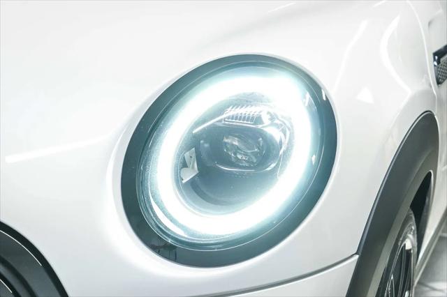 2024 MINI SE Hardtop Cooper