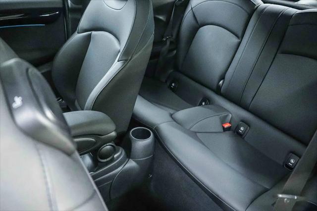 2024 MINI SE Hardtop Cooper