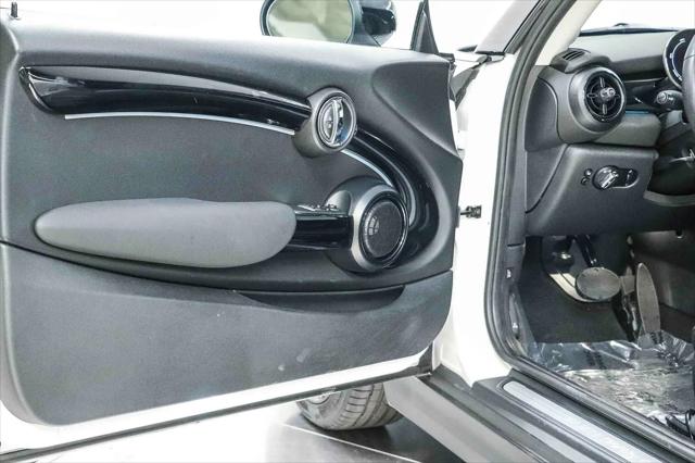 2024 MINI SE Hardtop Cooper