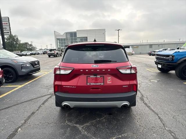 2020 Ford Escape Titanium Hybrid