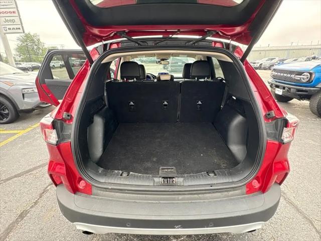 2020 Ford Escape Titanium Hybrid