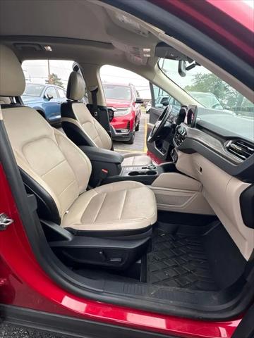 2020 Ford Escape Titanium Hybrid