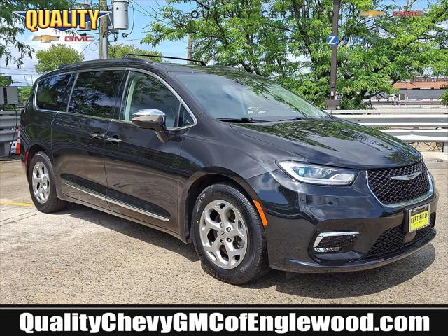 2023 Chrysler Pacifica Limited for sale in Englewood, NJ