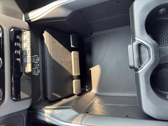 2026 Ram 1500 Express Crew Cab 4x4 57 Box