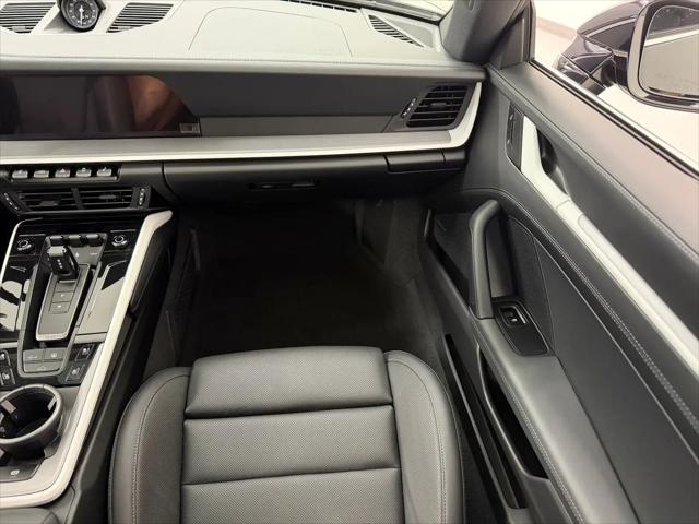 2026 Porsche 911 Carrera