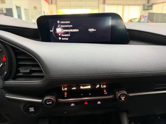 2021 Mazda Mazda3 Select