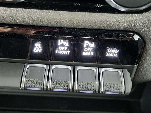 2026 Ram 1500 Express Crew Cab 4x4 57 Box