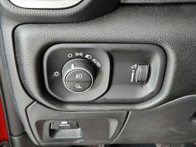 2026 Ram 1500 Express Crew Cab 4x4 57 Box